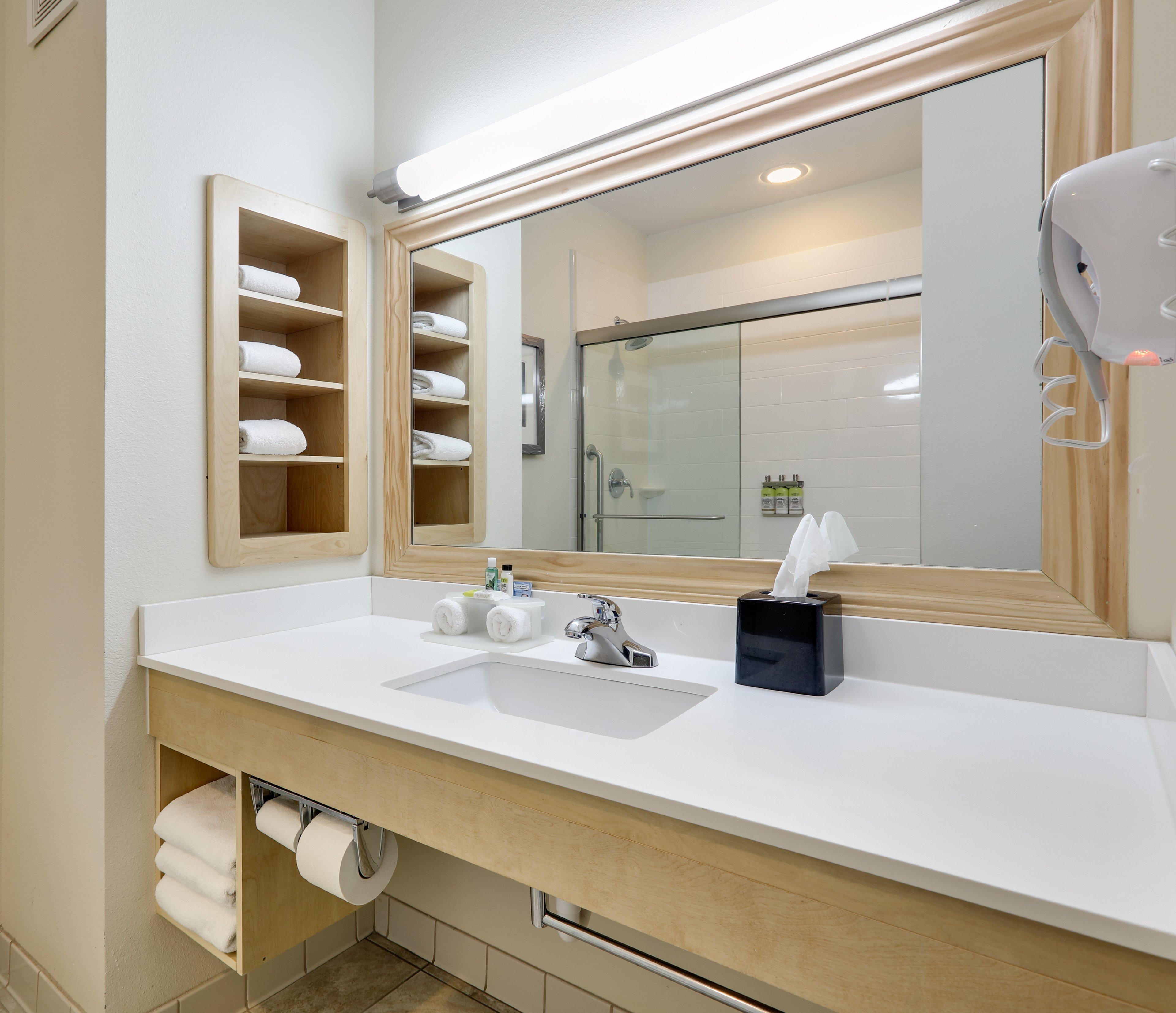 Holiday Inn Express & Suites San Antonio Brooks City Base By Ihg Exterior foto