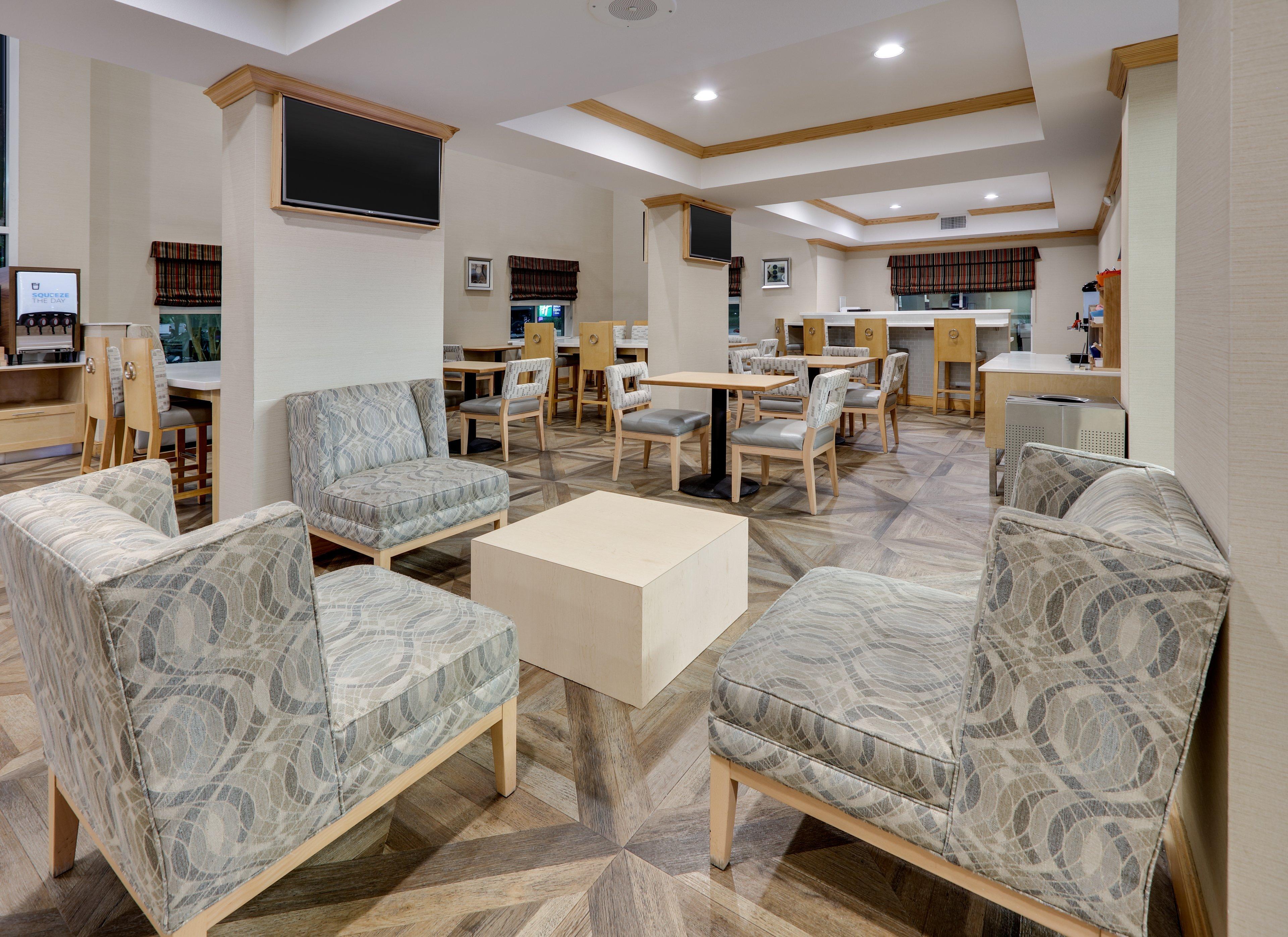 Holiday Inn Express & Suites San Antonio Brooks City Base By Ihg Exterior foto