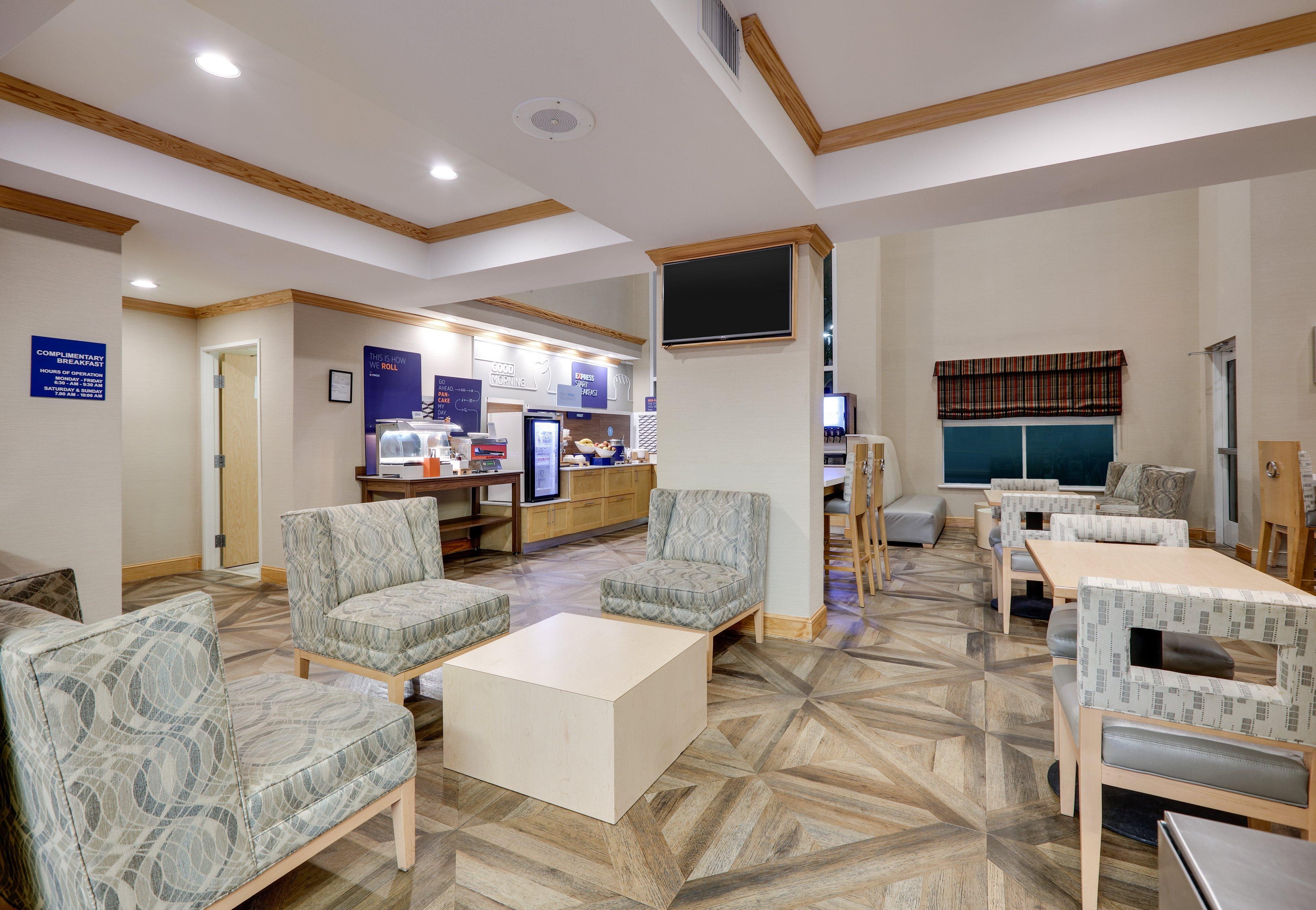 Holiday Inn Express & Suites San Antonio Brooks City Base By Ihg Exterior foto