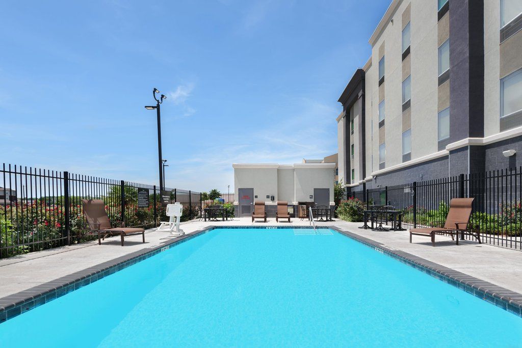 Holiday Inn Express & Suites San Antonio Brooks City Base By Ihg Exterior foto